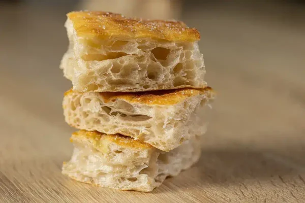 focaccia-romana-30x40-05 Focaccia Romana (60×30 cm)